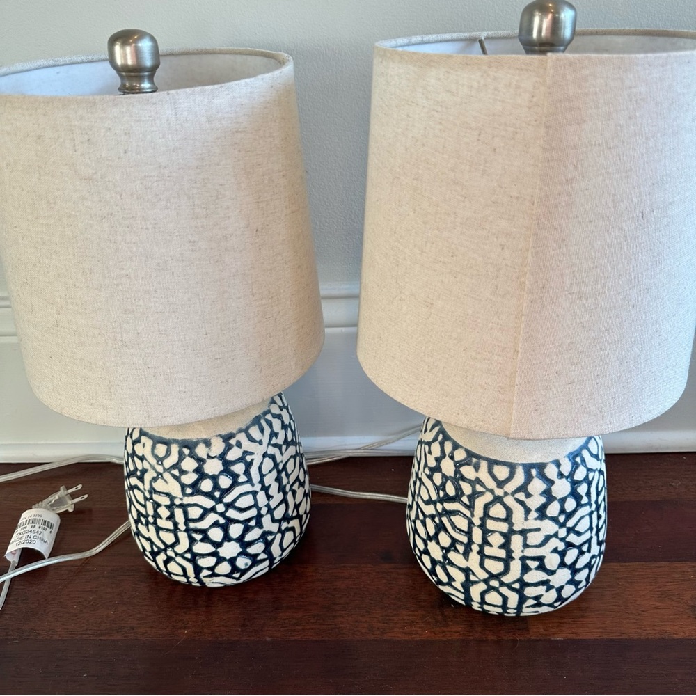 Target Blue/White Medium Ceramic Table Lamp